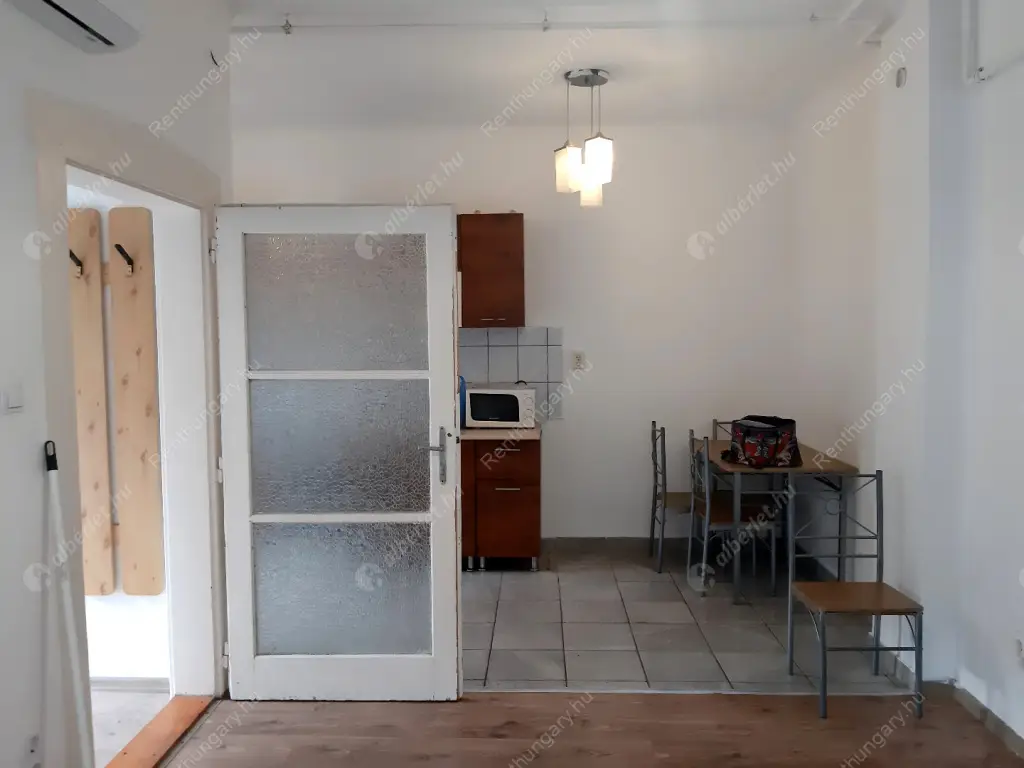 Kiadó albérlet 180000 Ft/hó áron: Budapest, XIX. kerület  Határ út. Mérete: 30 nm, 1 szobás | Alberlet.hu - 6611342