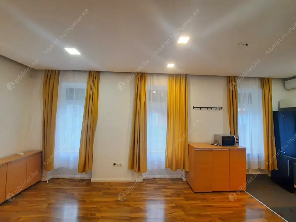 Kiadó albérlet 250000 Ft/hó áron: Budapest, XIX. kerület  Jókai utca. Mérete: 48 nm, 3 szobás | Alberlet.hu - 6637677