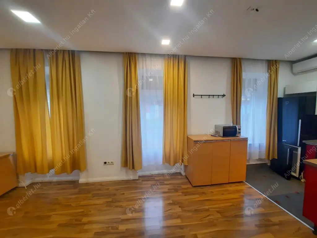 Kiadó albérlet 250000 Ft/hó áron: Budapest, XIX. kerület  Jókai utca. Mérete: 48 nm, 3 szobás | Alberlet.hu - 6637681