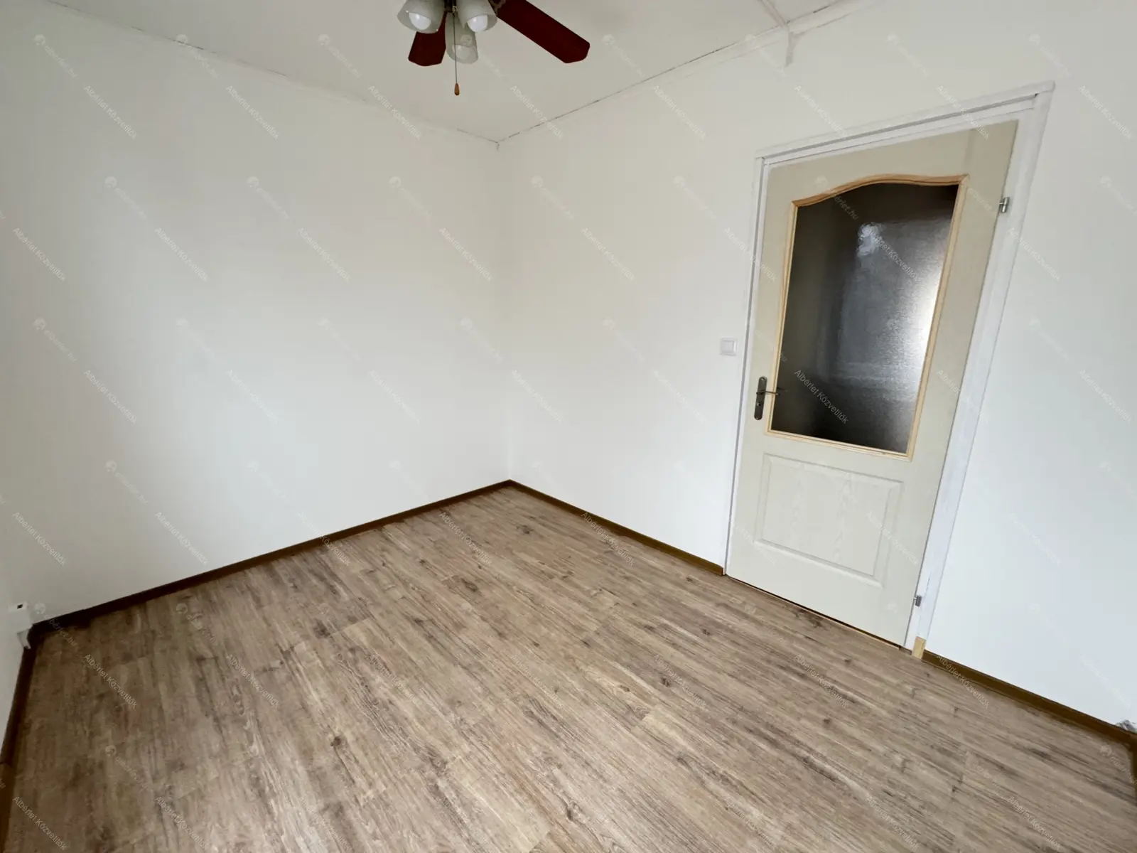 Kiadó albérlet 200000 Ft/hó áron: Budapest, XIX. kerület  Kazinczy utca. Mérete: 53 nm, 2 szobás | Alberlet.hu - 6651103