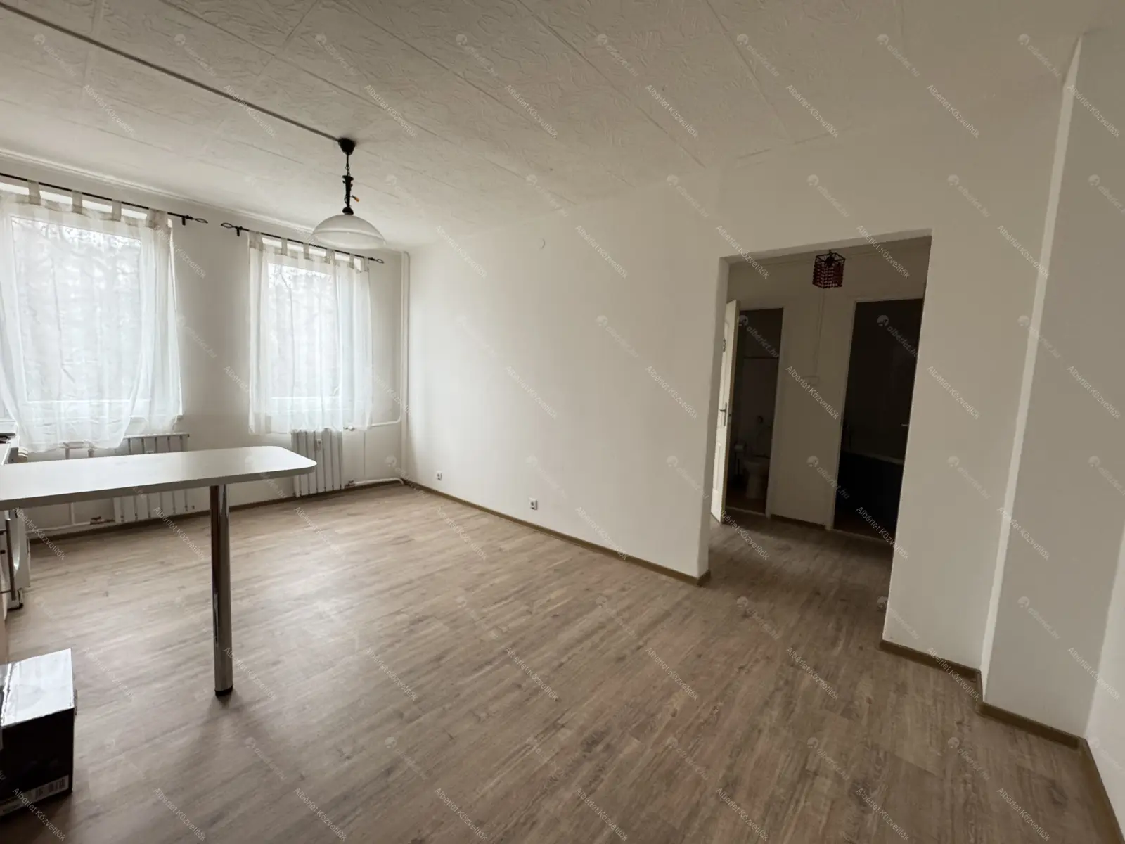 Kiadó albérlet 200000 Ft/hó áron: Budapest, XIX. kerület  Kazinczy utca. Mérete: 53 nm, 2 szobás | Alberlet.hu - 6651108