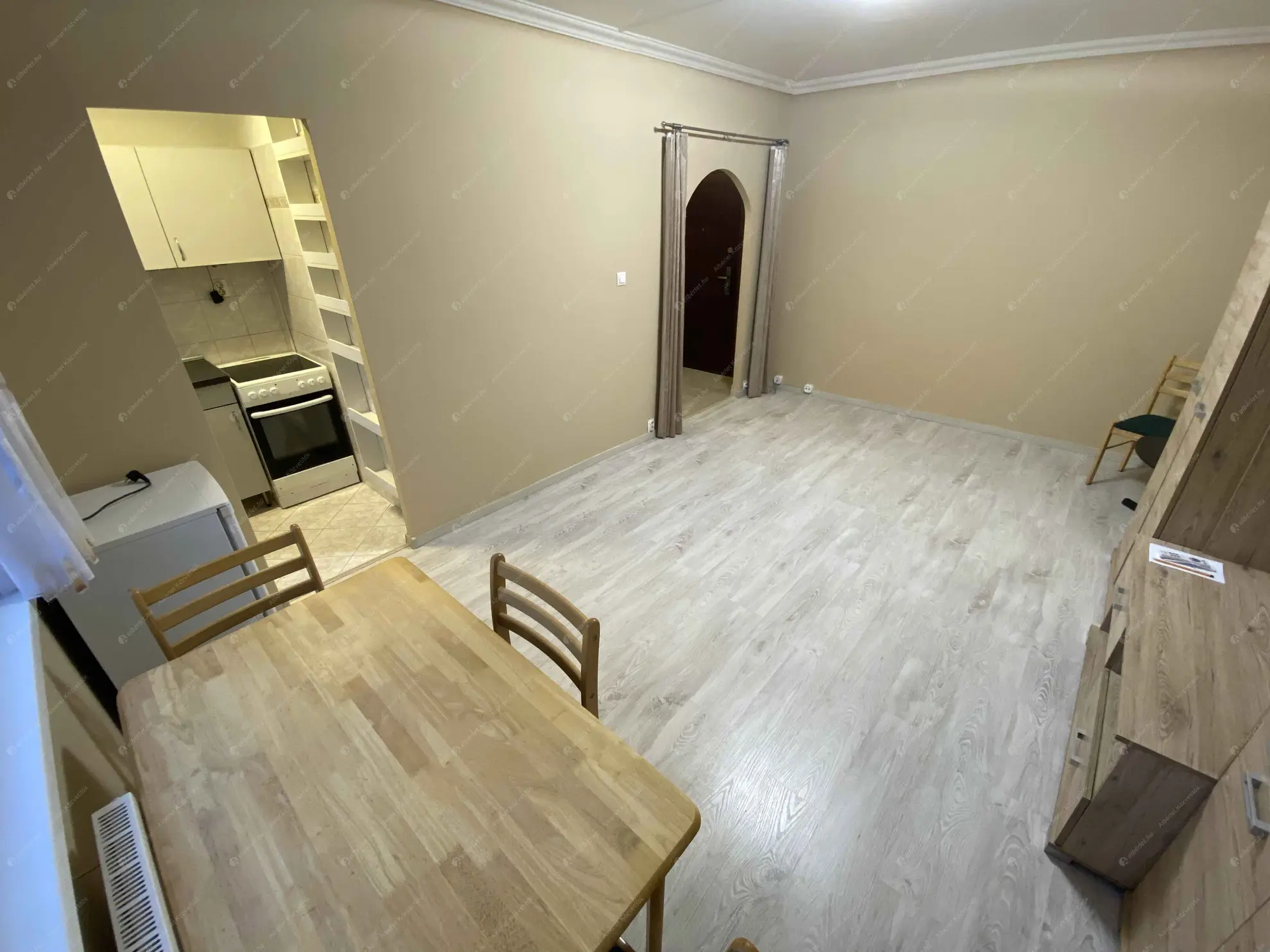 Kiadó albérlet 155000 Ft/hó áron: Budapest, XIX. kerület  Nagysándor József utca. Mérete: 27 nm, 1 szobás | Alberlet.hu - 6586777