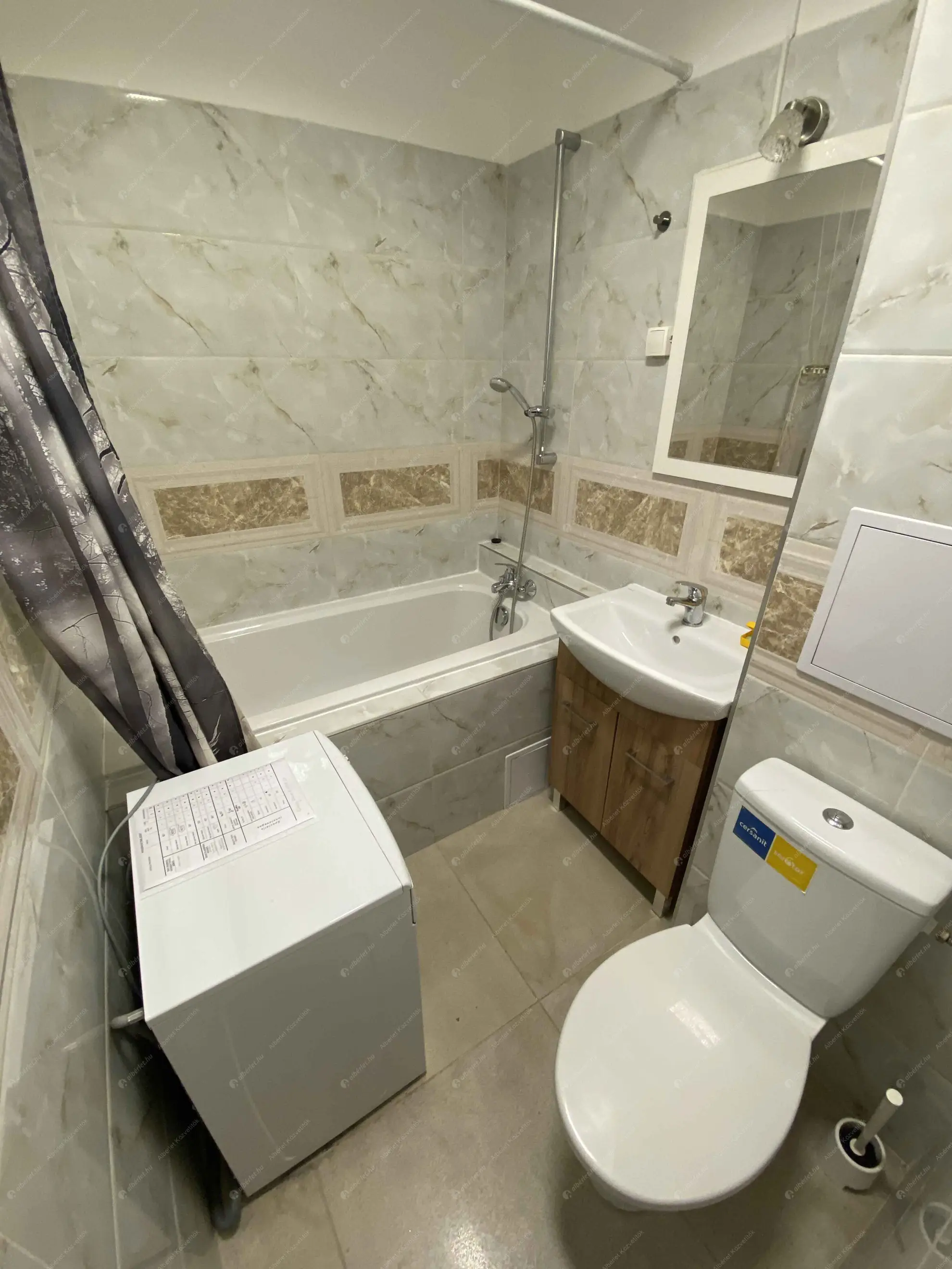 Kiadó albérlet 155000 Ft/hó áron: Budapest, XIX. kerület  Nagysándor József utca. Mérete: 27 nm, 1 szobás | Alberlet.hu - 6586779