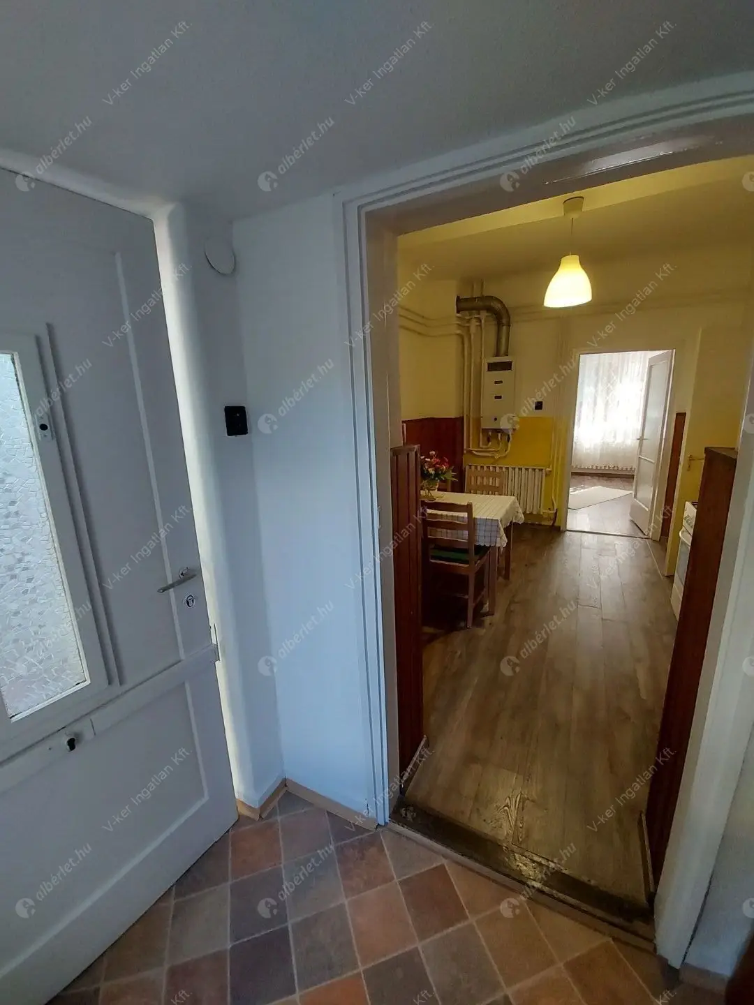 Kiadó albérlet 180000 Ft/hó áron: Budapest, XIX. kerület  Zrínyi utca. Mérete: 35 nm, 1 szobás | Alberlet.hu - 6593417
