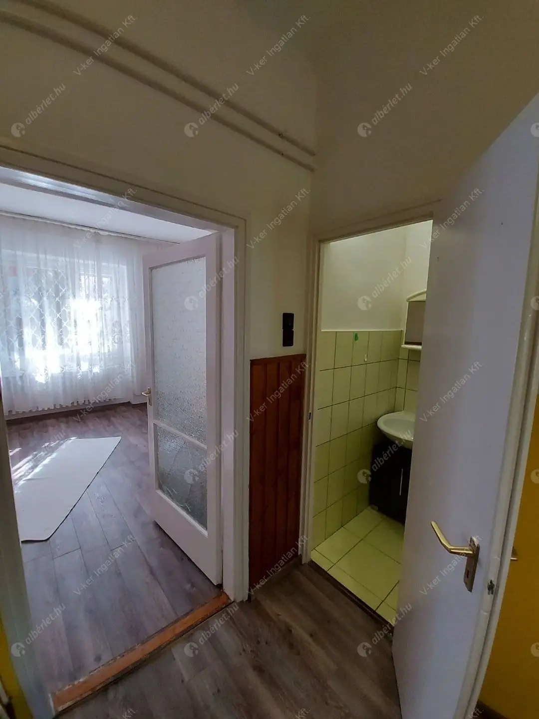 Kiadó albérlet 180000 Ft/hó áron: Budapest, XIX. kerület  Zrínyi utca. Mérete: 35 nm, 1 szobás | Alberlet.hu - 6593418