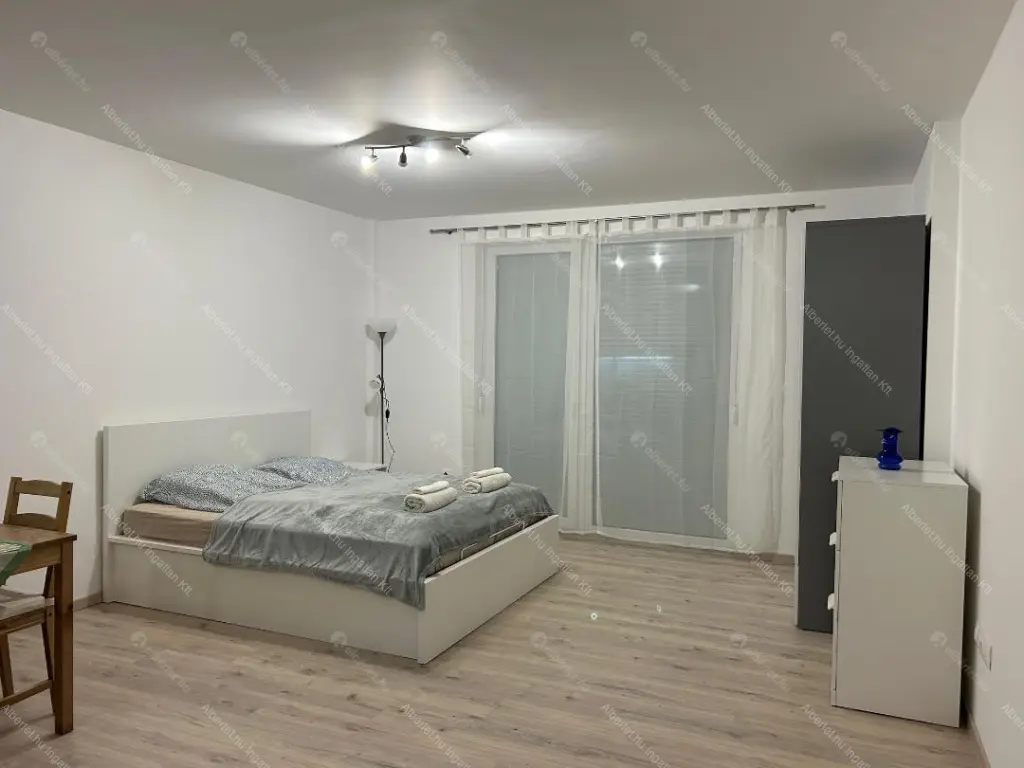 Kiadó albérlet 270000 Ft/hó áron: Budapest, XIX. kerület  Zrínyi utca. Mérete: 38 nm, 1 szobás | Alberlet.hu - 6661096