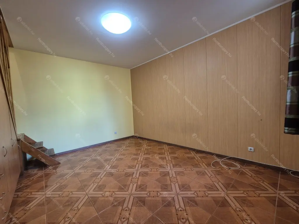 Kiadó albérlet 280000 Ft/hó áron: Budapest, XV. kerület  Bánk utca. Mérete: 74 nm, 3 szobás | Alberlet.hu - 6675967