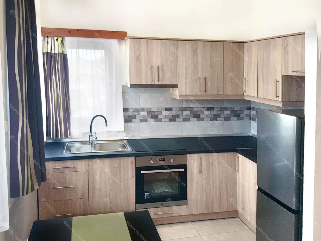 Kiadó albérlet 260000 Ft/hó áron: Budapest, XV. kerület  Beller Imre utca. Mérete: 74 nm, 1 szobás | Alberlet.hu - 6708412