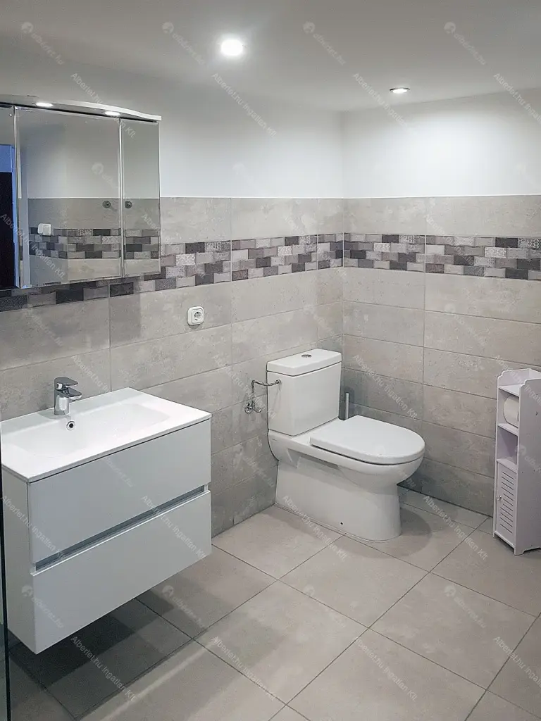 Kiadó albérlet 260000 Ft/hó áron: Budapest, XV. kerület  Beller Imre utca. Mérete: 74 nm, 1 szobás | Alberlet.hu - 6708414