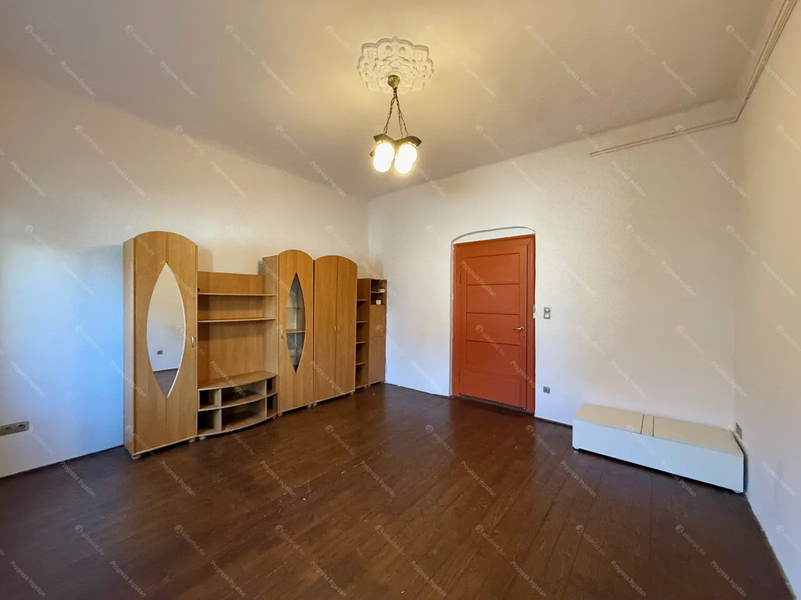 Kiadó albérlet 180000 Ft/hó áron: Budapest, XV. kerület  Bezerédj Pál utca. Mérete: 50 nm, 1 szobás | Alberlet.hu - 6668114