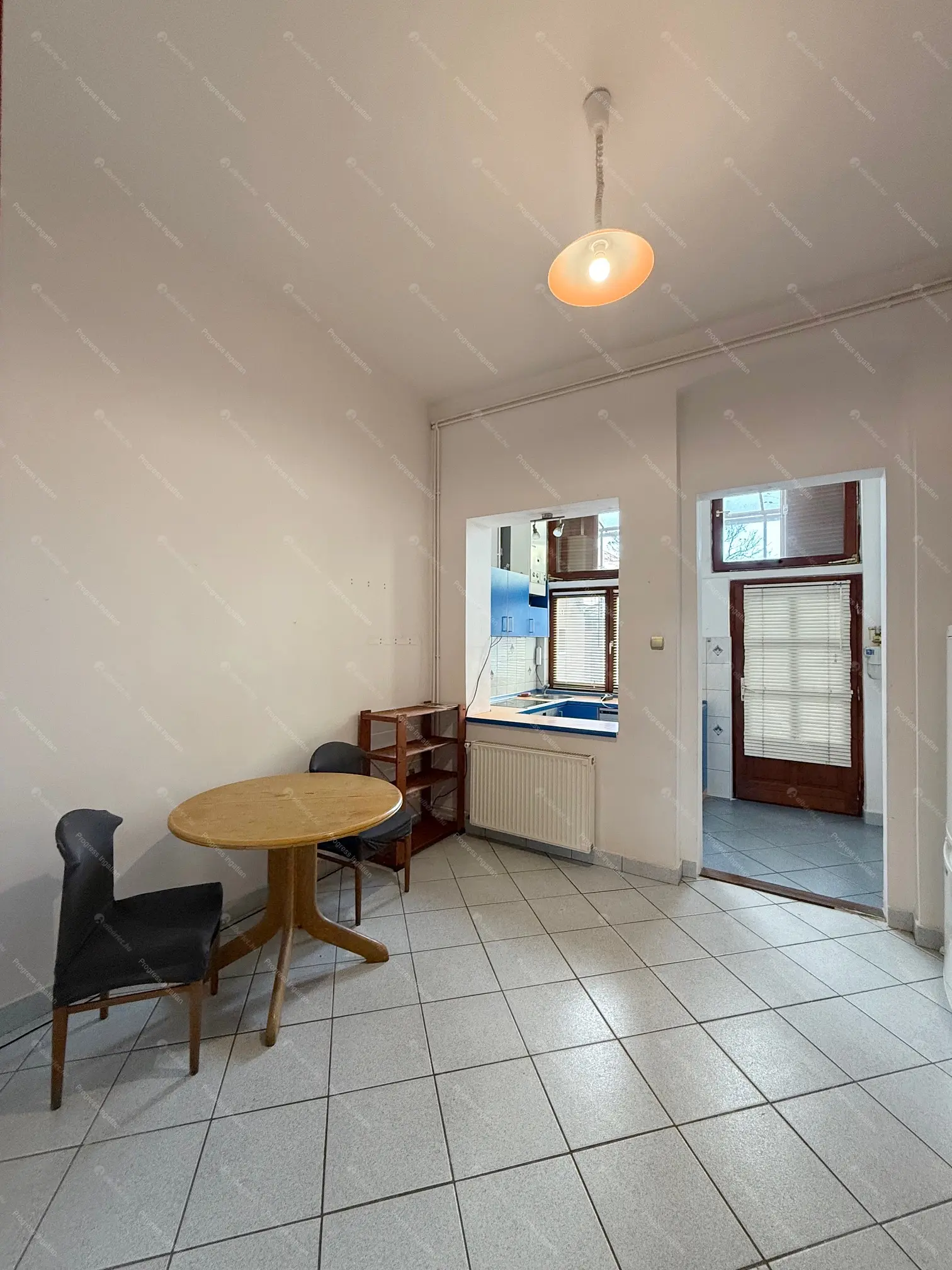 Kiadó albérlet 180000 Ft/hó áron: Budapest, XV. kerület  Bezerédj Pál utca. Mérete: 50 nm, 1 szobás | Alberlet.hu - 6668122