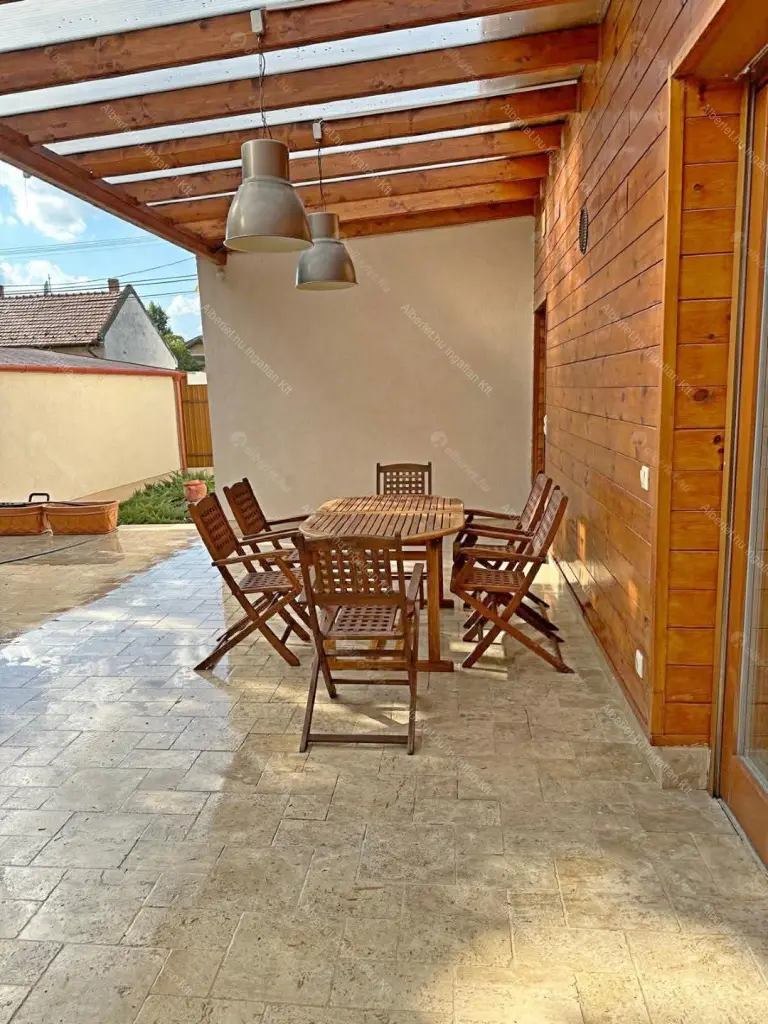 Kiadó albérlet 500000 Ft/hó áron: Budapest, XV. kerület  Csajág utca. Mérete: 130 nm, 4 szobás | Alberlet.hu - 6665975