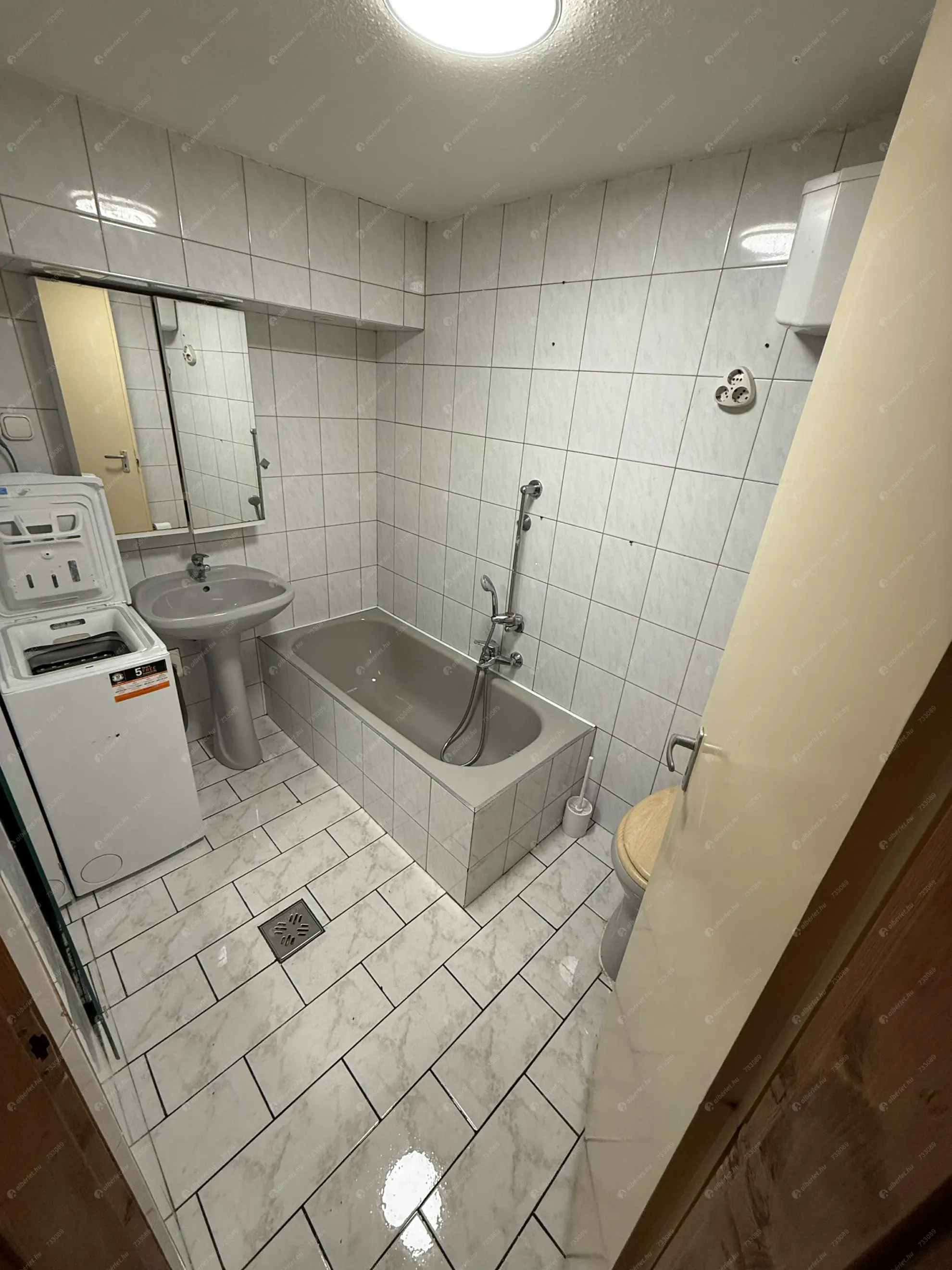 Kiadó albérlet 190000 Ft/hó áron: Budapest, XV. kerület  Eötvös utca. Mérete: 37 nm, 1 szobás | Alberlet.hu - 6589289