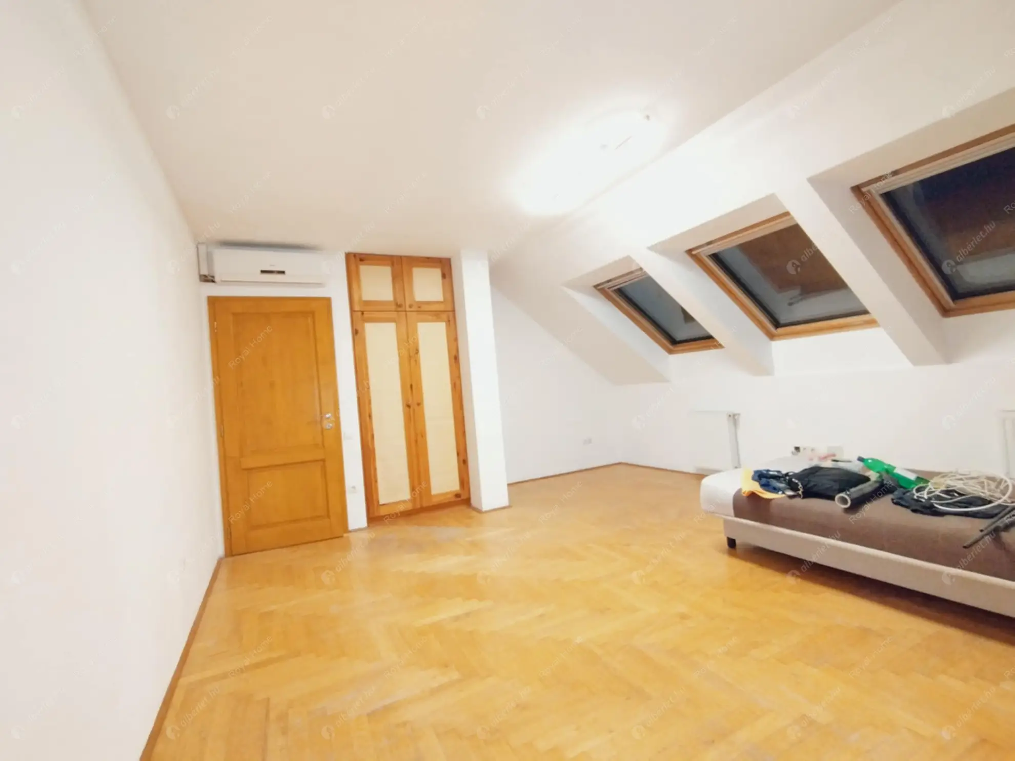 Kiadó albérlet 239000 Ft/hó áron: Budapest, XV. kerület  Fő út. Mérete: 55 nm, 2 szobás | Alberlet.hu - 6575609