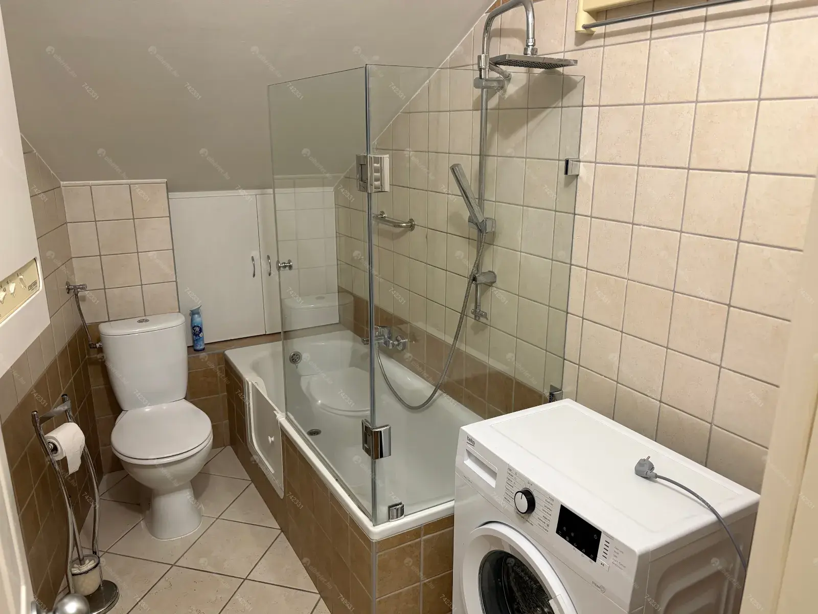 Kiadó albérlet 190000 Ft/hó áron: Budapest, XV. kerület  Kinizsi utca. Mérete: 38 nm, 1 szobás | Alberlet.hu - 6667504