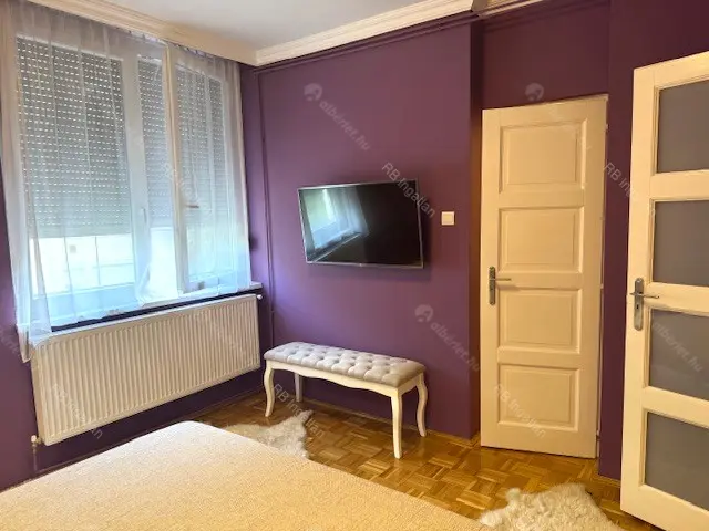 Kiadó albérlet 270000 Ft/hó áron: Budapest, XV. kerület  Lóvasút köz. Mérete: 54 nm, 2 szobás | Alberlet.hu - 6683326