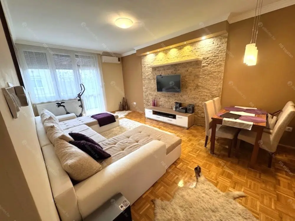 Kiadó albérlet 270000 Ft/hó áron: Budapest, XV. kerület  Lóvasút köz. Mérete: 54 nm, 2 szobás | Alberlet.hu - 6683334