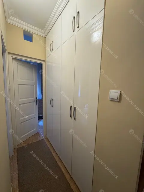 Kiadó albérlet 295000 Ft/hó áron: Budapest, XV. kerület  Lóvasút köz. Mérete: 56 nm, 2 szobás | Alberlet.hu - 6645420