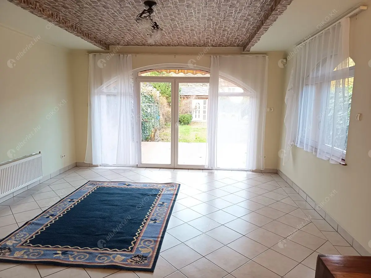 Kiadó albérlet 480000 Ft/hó áron: Budapest, XV. kerület  Madách utca. Mérete: 180 nm, 5 szobás | Alberlet.hu - 6570480