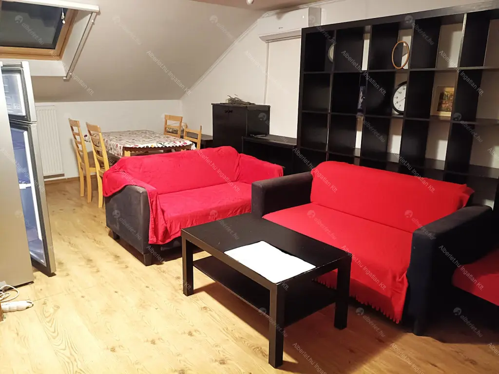 Kiadó albérlet 220000 Ft/hó áron: Budapest, XV. kerület  Molnár Viktor utca. Mérete: 45 nm, 2 szobás | Alberlet.hu - 6676517