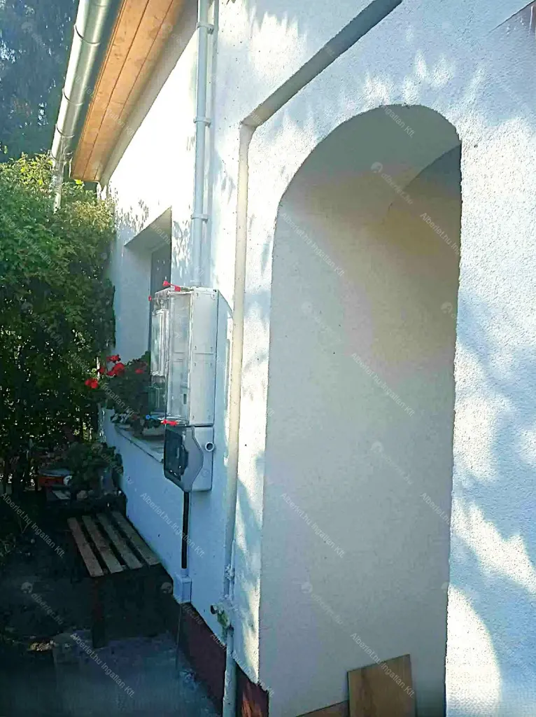 Kiadó albérlet 220000 Ft/hó áron: Budapest, XV. kerület  Molnár Viktor utca. Mérete: 45 nm, 2 szobás | Alberlet.hu - 6676519