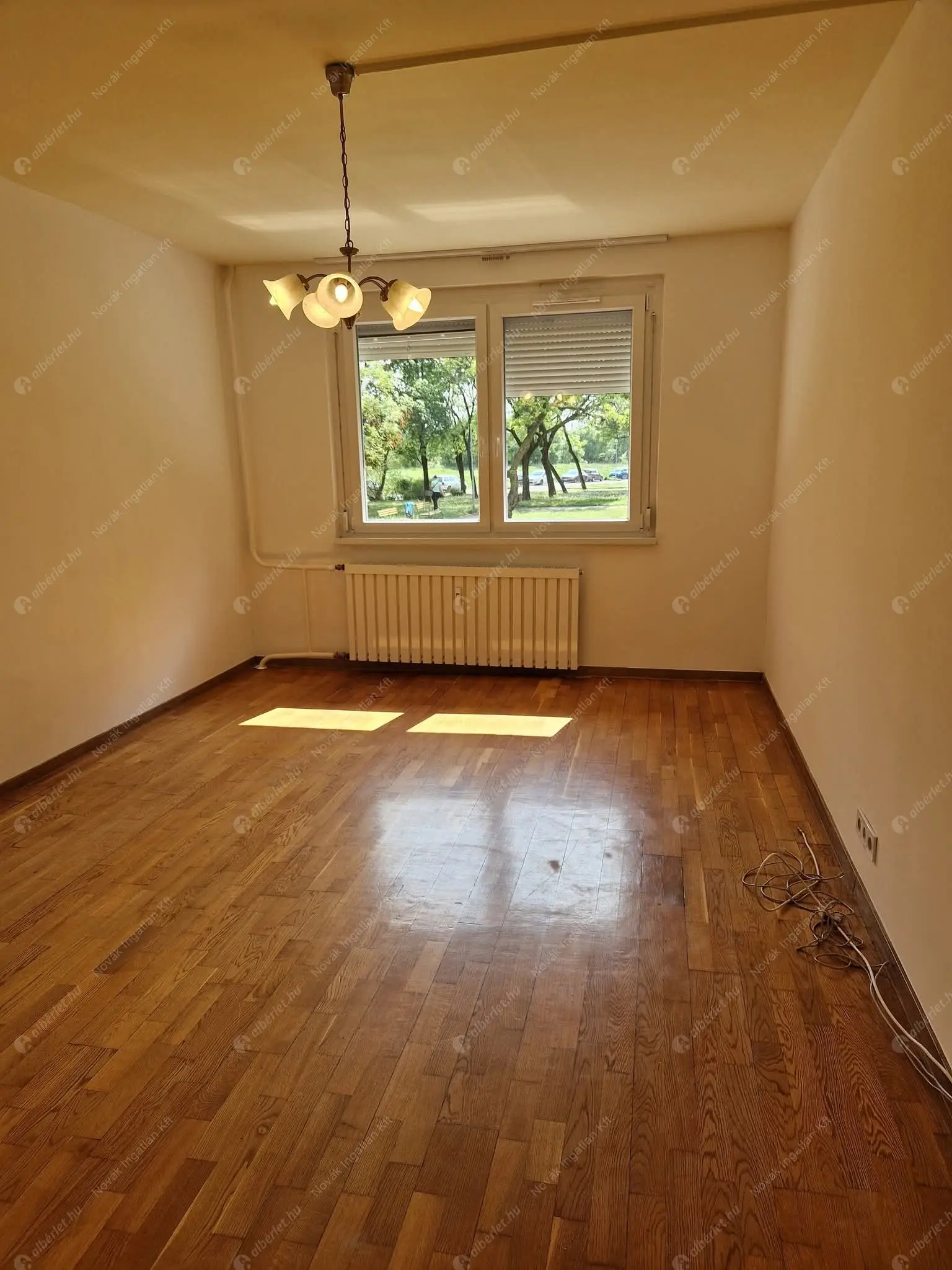 Kiadó albérlet 240000 Ft/hó áron: Budapest, XV. kerület  Neptun utca. Mérete: 54 nm, 1 szobás | Alberlet.hu - 6620847