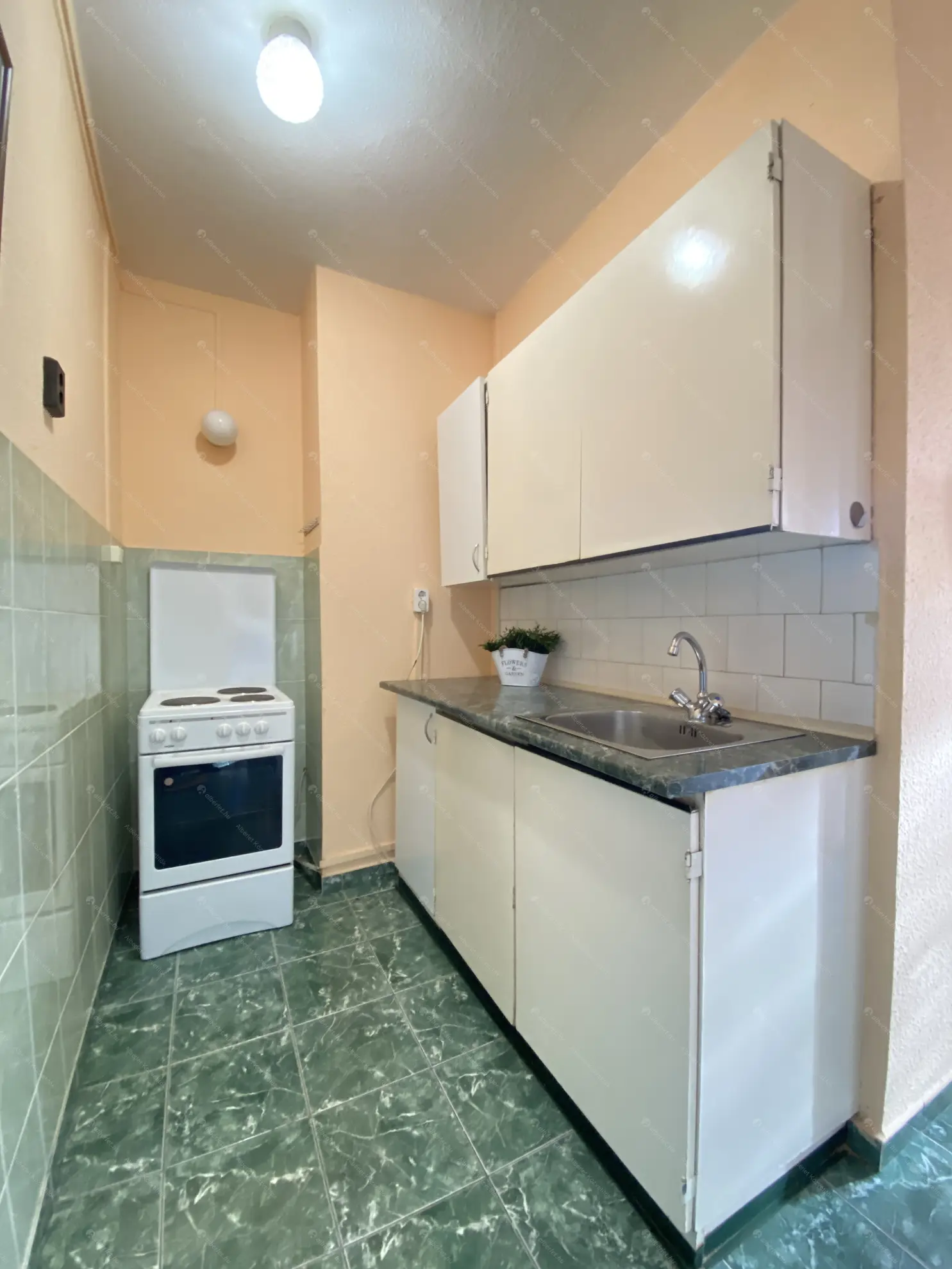 Kiadó albérlet 170000 Ft/hó áron: Budapest, XV. kerület  Nyírpalota utca. Mérete: 35 nm, 1 szobás | Alberlet.hu - 6550399