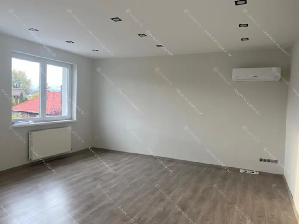 Kiadó albérlet 650000 Ft/hó áron: Budapest, XV. kerület  Óda utca . Mérete: 200 nm, 5 szobás | Alberlet.hu - 6668277