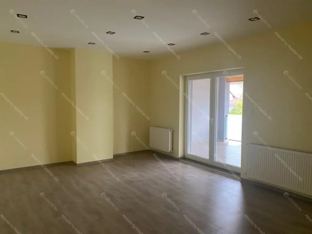 Kiadó albérlet 650000 Ft/hó áron: Budapest, XV. kerület  Óda utca. Mérete: 200 nm, 5 szobás | Alberlet.hu - 6668485