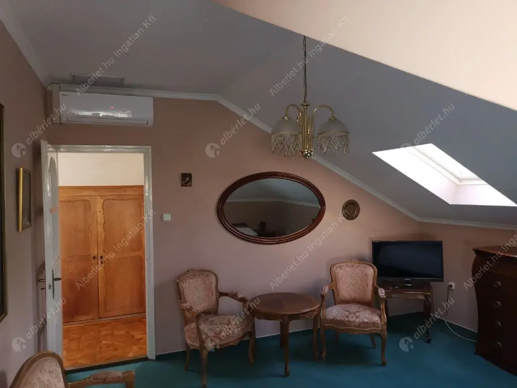 Kiadó albérlet 1350000 Ft/hó áron: Budapest, XV. kerület  Palánk utca. Mérete: 350 nm, 4 szobás | Alberlet.hu - 6517169