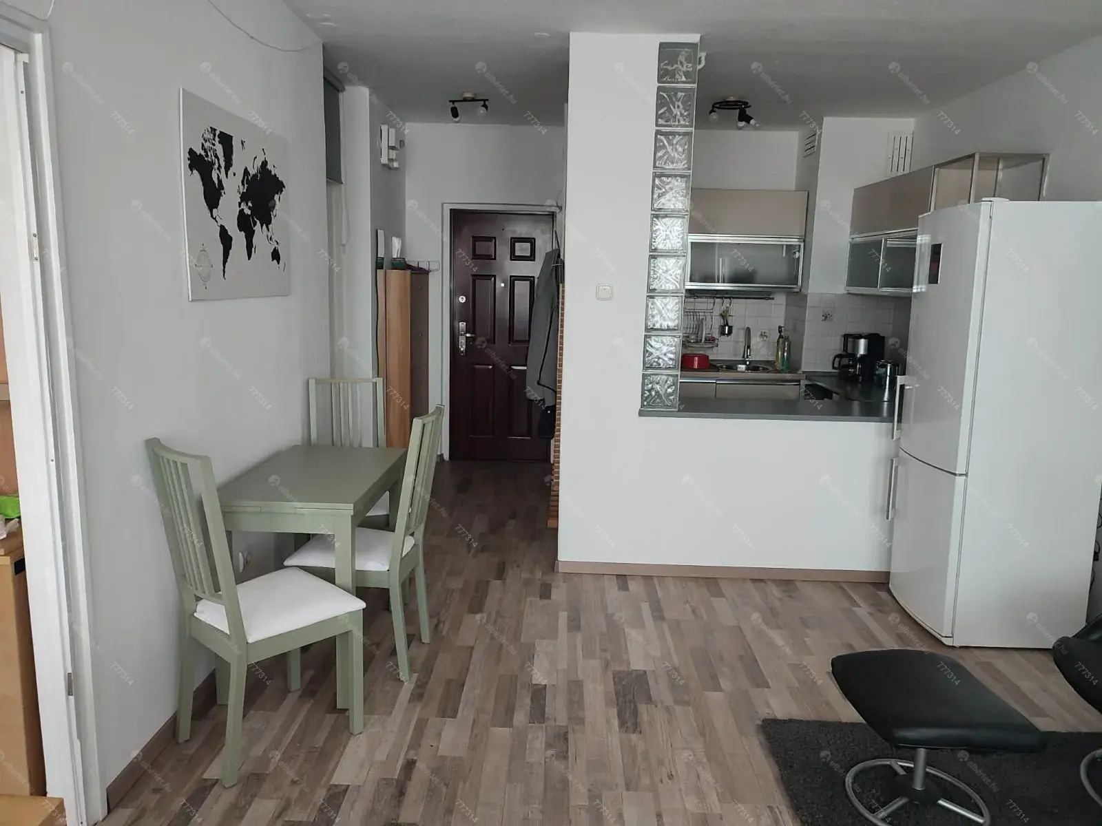 Kiadó albérlet 195000 Ft/hó áron: Budapest, XV. kerület  Rákos út. Mérete: 45 nm, 2 szobás | Alberlet.hu - 6702161