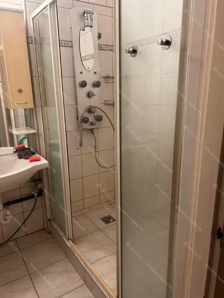 Kiadó albérlet 230000 Ft/hó áron: Budapest, XV. kerület  Rákos út. Mérete: 68 nm, 3 szobás | Alberlet.hu - 6707339