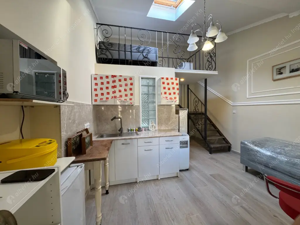 Kiadó albérlet 160000 Ft/hó áron: Budapest, XV. kerület  Wysocki utca . Mérete: 30 nm, 1 szobás | Alberlet.hu - 6573610