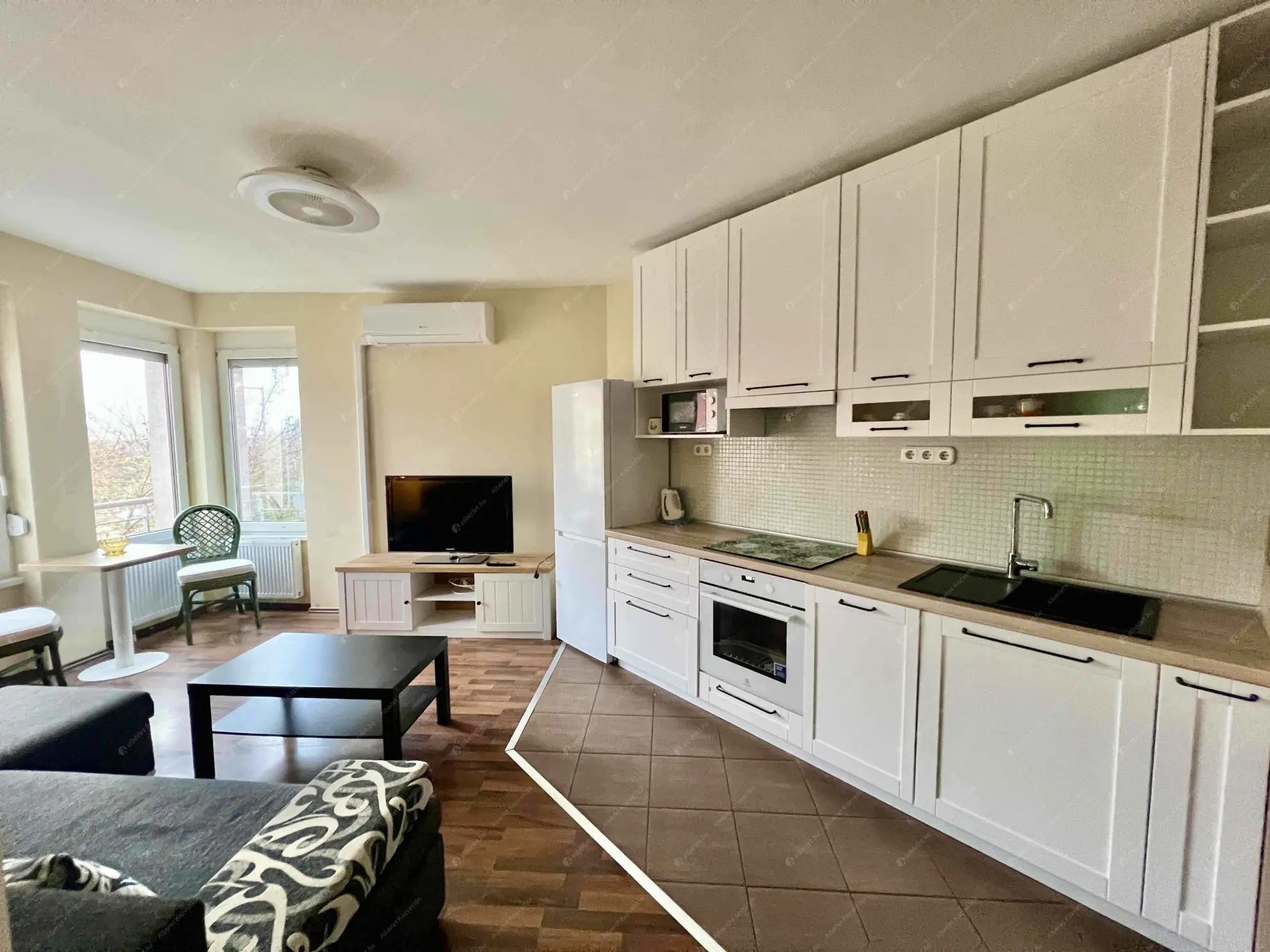 Kiadó albérlet 200000 Ft/hó áron: Budapest, XVI. kerület  Bányász utca. Mérete: 38 nm, 1 szobás | Alberlet.hu - 6591712