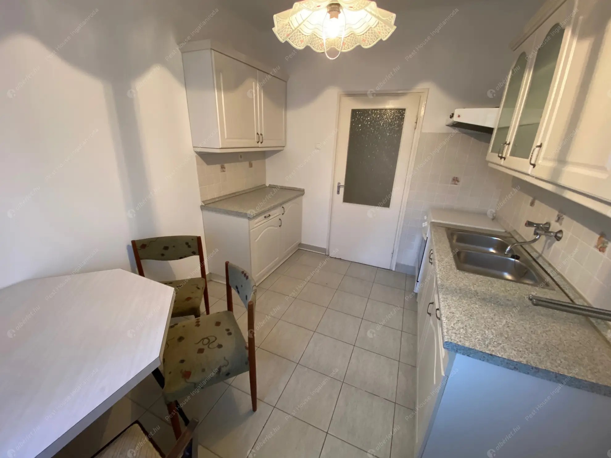 Kiadó albérlet 380000 Ft/hó áron: Budapest, XVI. kerület  Baross Gábor utca. Mérete: 125 nm, 4 szobás | Alberlet.hu - 6563080