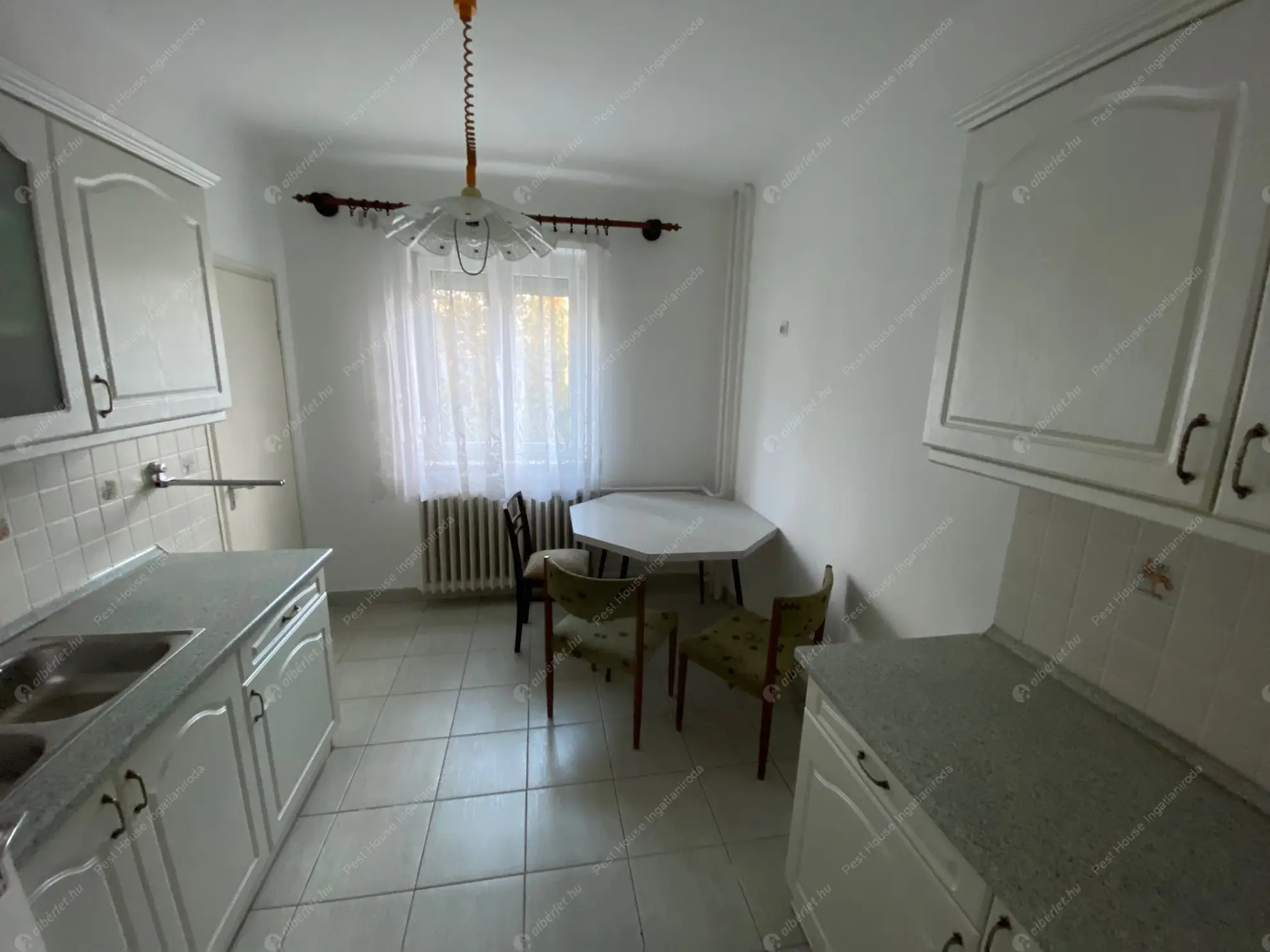 Kiadó albérlet 380000 Ft/hó áron: Budapest, XVI. kerület  Baross Gábor utca. Mérete: 125 nm, 4 szobás | Alberlet.hu - 6563082