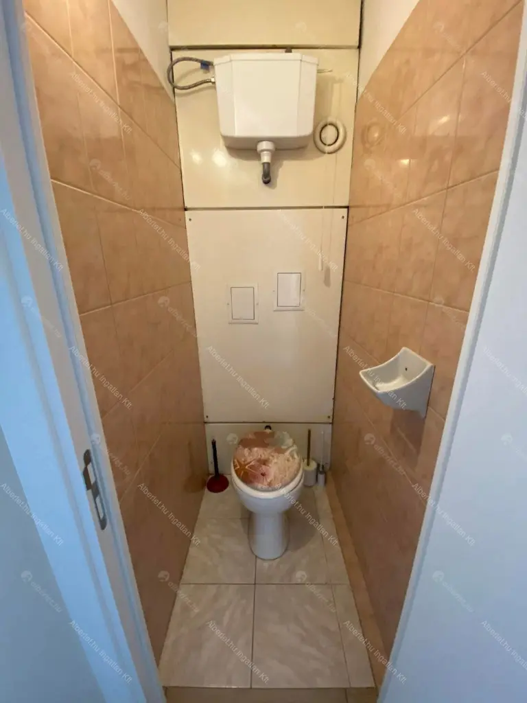 Kiadó albérlet 240000 Ft/hó áron: Budapest, XVI. kerület  Bercsényi utca. Mérete: 67 nm, 2 szobás | Alberlet.hu - 6669302