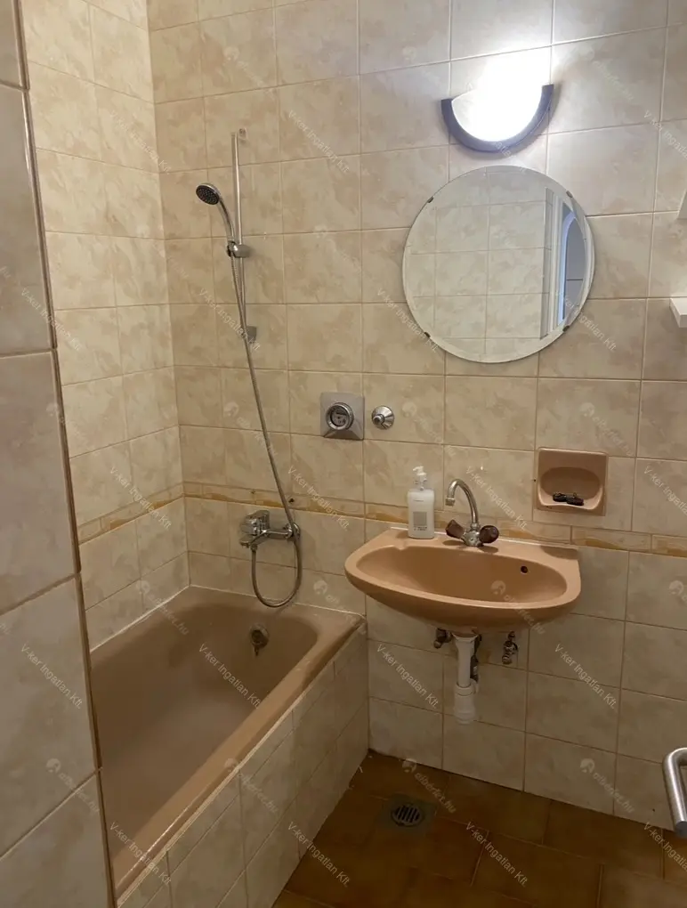 Kiadó albérlet 228000 Ft/hó áron: Budapest, XVI. kerület  Cziráki utca. Mérete: 56 nm, 2 szobás | Alberlet.hu - 6642182