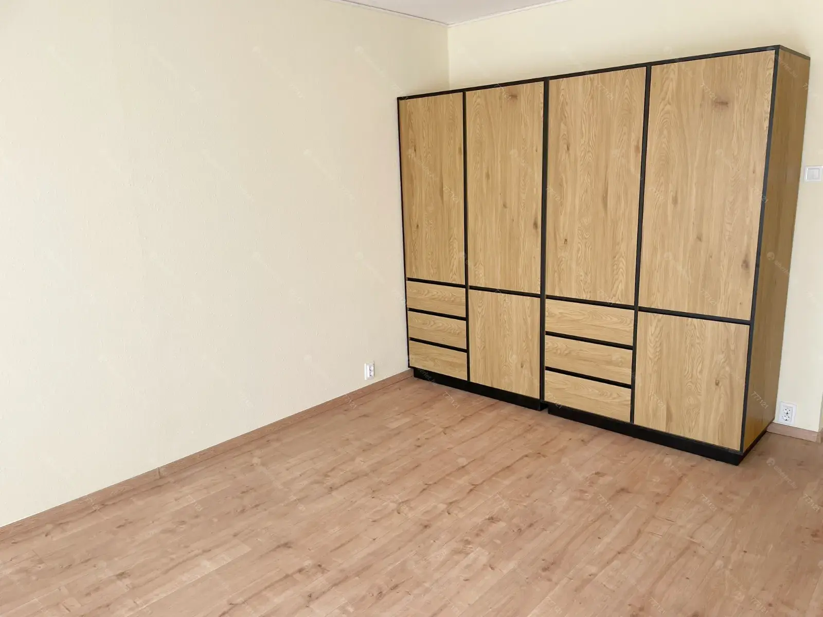 Kiadó albérlet 240000 Ft/hó áron: Budapest, XVI. kerület  Erzsébet-liget . Mérete: 51 nm, 2 szobás | Alberlet.hu - 6698525