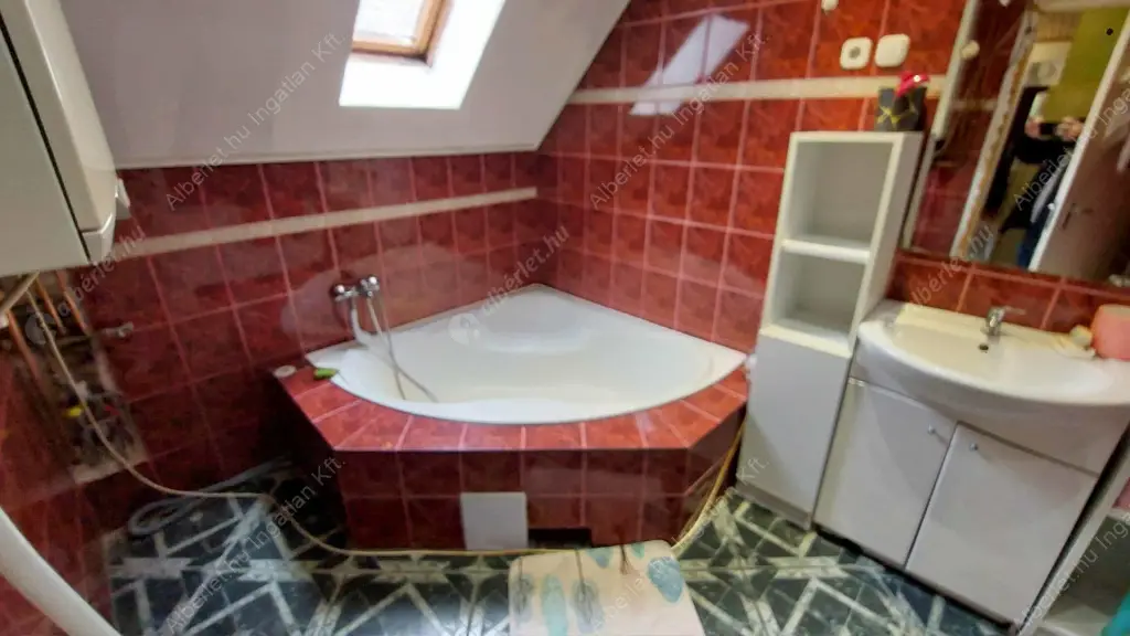 Kiadó albérlet 210000 Ft/hó áron: Budapest, XVI. kerület  Hermina út. Mérete: 57 nm, 1 szobás | Alberlet.hu - 6572383