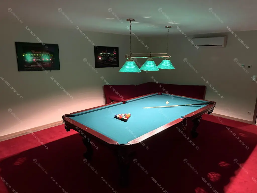 Kiadó albérlet 1590000 Ft/hó áron: Budapest, XVI. kerület  Huszár utca. Mérete: 388 nm, 8 szobás | Alberlet.hu - 6694740