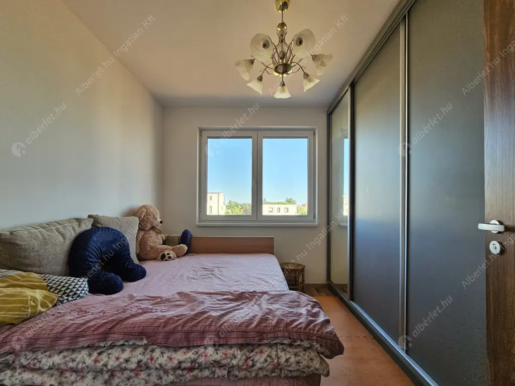 Kiadó albérlet 650000 Ft/hó áron: Budapest, XVI. kerület  Iskola utca. Mérete: 100 nm, 4 szobás | Alberlet.hu - 6522796