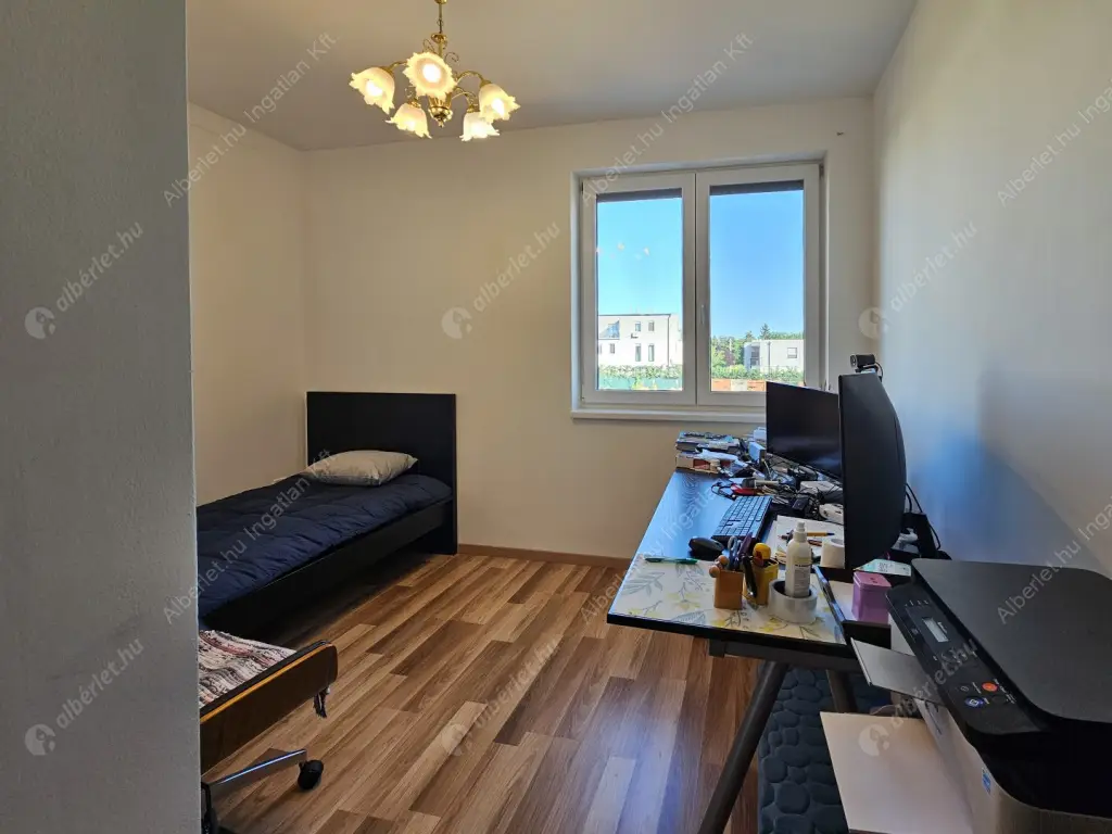 Kiadó albérlet 650000 Ft/hó áron: Budapest, XVI. kerület  Iskola utca. Mérete: 100 nm, 4 szobás | Alberlet.hu - 6522797