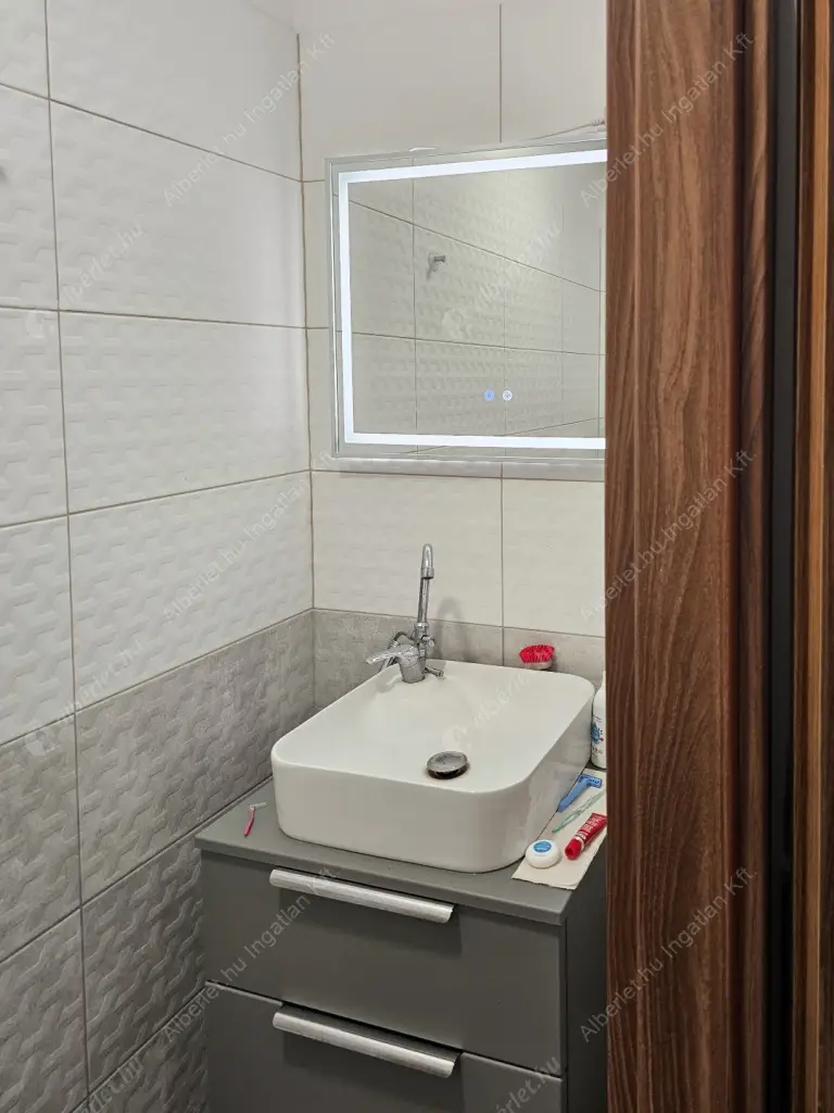 Kiadó albérlet 650000 Ft/hó áron: Budapest, XVI. kerület  Iskola utca. Mérete: 100 nm, 4 szobás | Alberlet.hu - 6522802