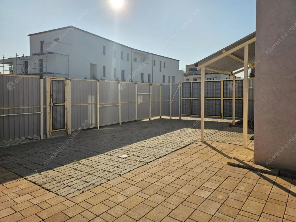 Kiadó albérlet 650000 Ft/hó áron: Budapest, XVI. kerület  Iskola utca. Mérete: 100 nm, 4 szobás | Alberlet.hu - 6522805