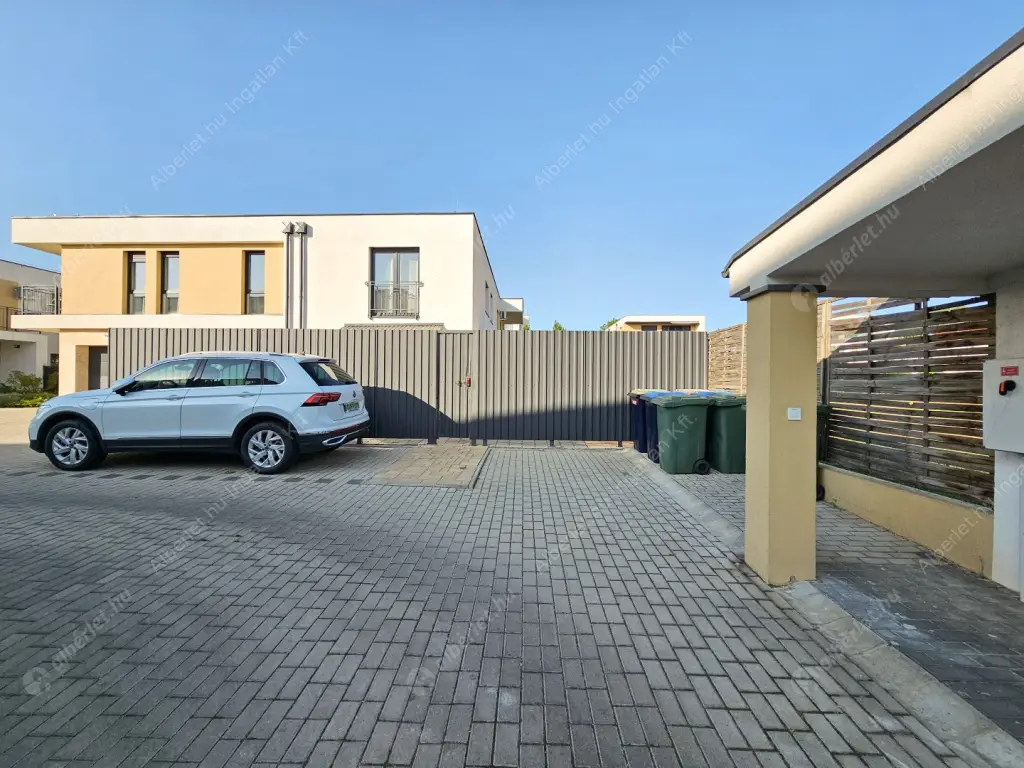 Kiadó albérlet 650000 Ft/hó áron: Budapest, XVI. kerület  Iskola utca. Mérete: 100 nm, 4 szobás | Alberlet.hu - 6522807