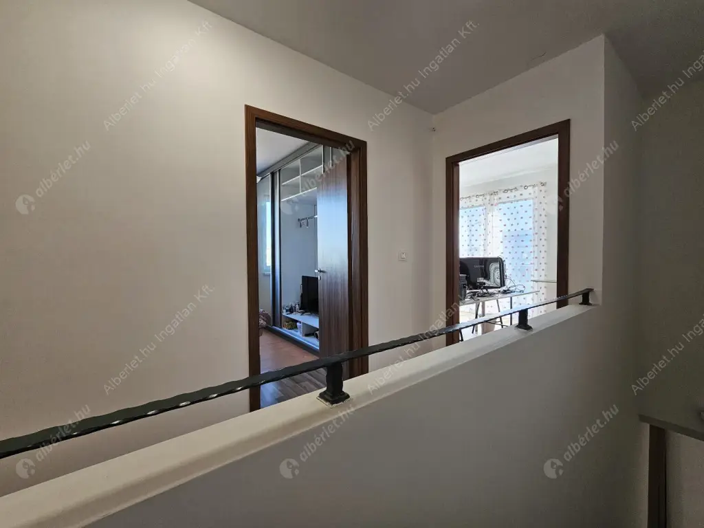 Kiadó albérlet 750000 Ft/hó áron: Budapest, XVI. kerület  Iskola utca. Mérete: 100 nm, 4 szobás | Alberlet.hu - 6599846