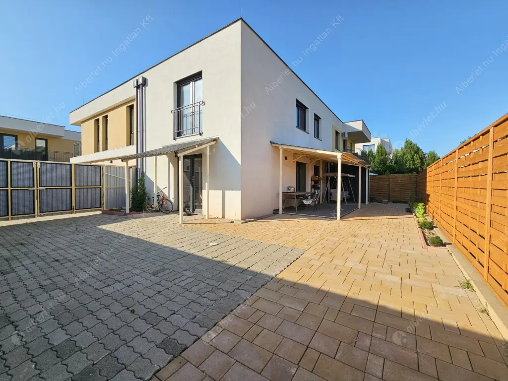 Kiadó albérlet 750000 Ft/hó áron: Budapest, XVI. kerület  Iskola utca. Mérete: 100 nm, 4 szobás | Alberlet.hu - 6599861