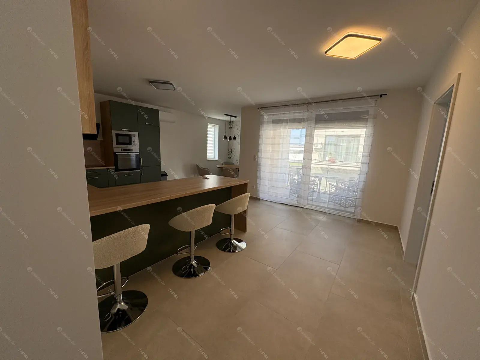 Kiadó albérlet 400000 Ft/hó áron: Budapest, XVI. kerület  Iskola utca. Mérete: 113 nm, 5 szobás | Alberlet.hu - 6681147