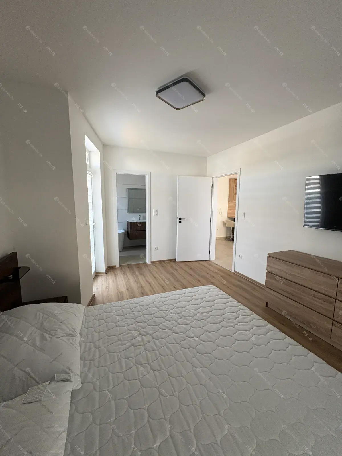 Kiadó albérlet 400000 Ft/hó áron: Budapest, XVI. kerület  Iskola utca. Mérete: 113 nm, 5 szobás | Alberlet.hu - 6681159